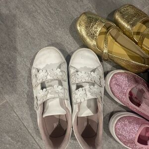 Set 4 shoes golden , black, pink and beige H&M 12-12,5 size